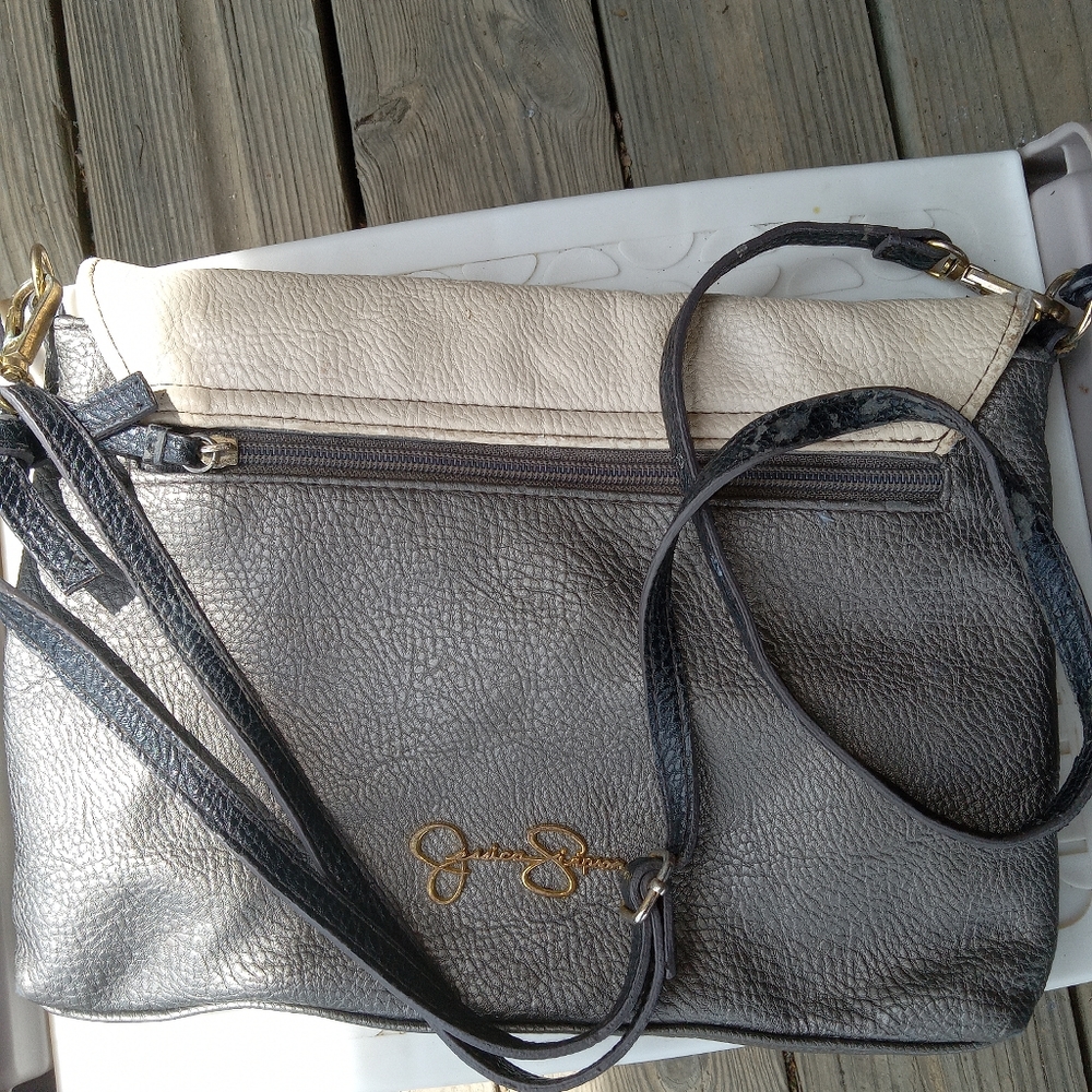 Jessica Simpson purse